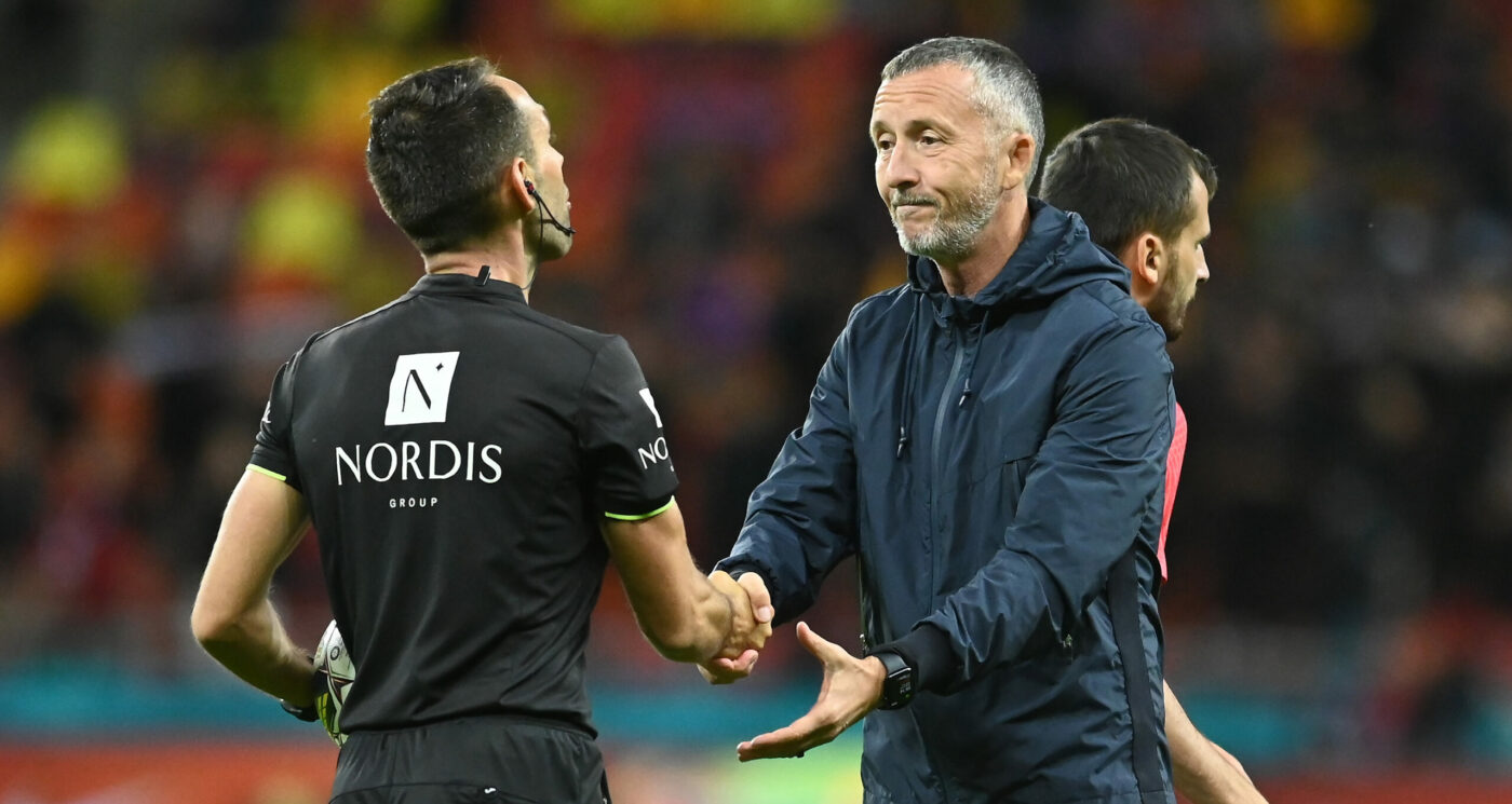 Mihai Stoica, mesaj ironic după ce arbitrul Cătălin Popa a dictat penalty foarte ușor pentru Rapid: „E grav!”
