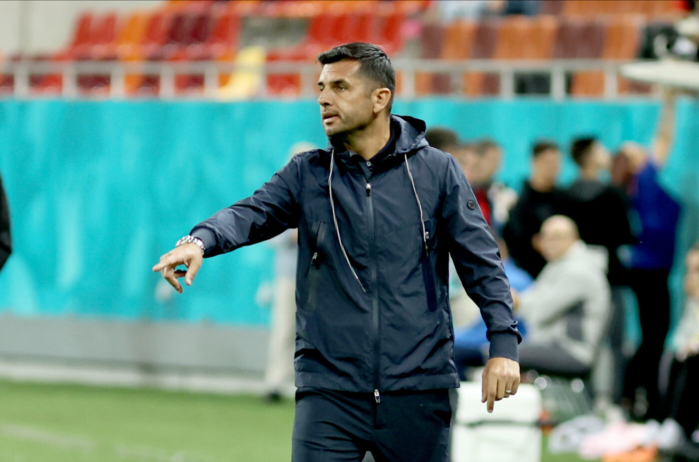 Nicolae Dică a explicat de ce nu mai e titular Tavi Popescu la FCSB. „Așa e la jucătorii tineri!”