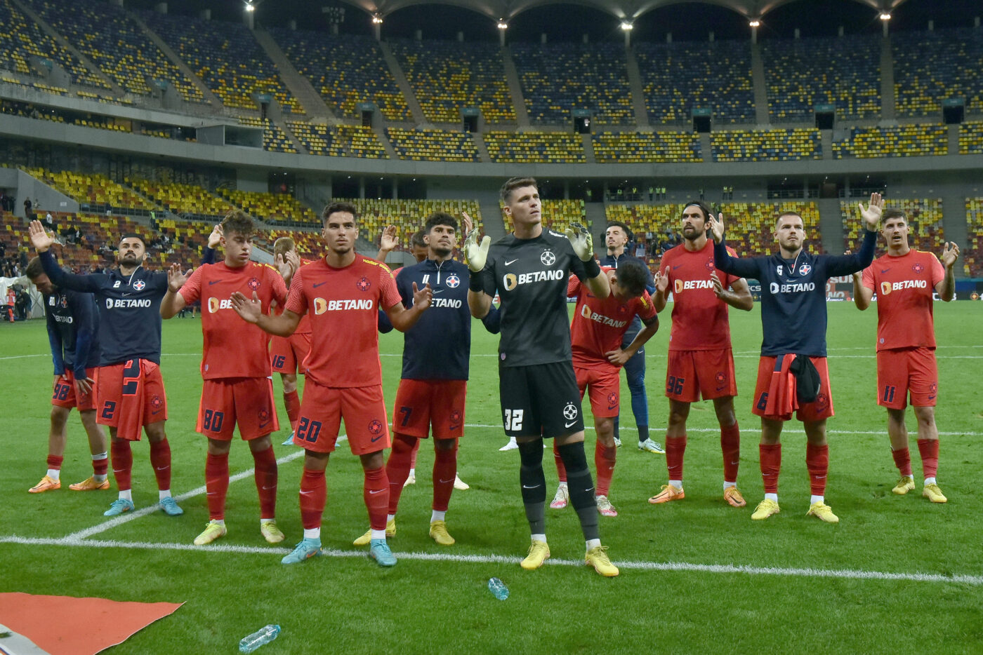 Primul jucător de la FCSB pe care Gigi Becali îl critică după egalul din Belgia! Nu e o surpriză, dar atât de virulent nu a mai fost de multă vreme împotriva lui: „Nu știu ce se întâmplă! Ăsta nu mai e fotbalist”