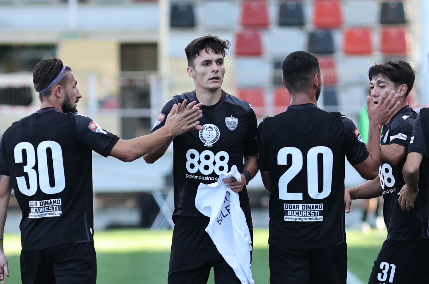 Reacții dure după ce Dinamo a rămas fără dreptul de a-i folosi chipul lui Cătălin Hîldan pe echipament: „Dacă a existat o entitate care să-i țină vie memoria, a fost această peluză” | EXCLUSIV ProSport Live