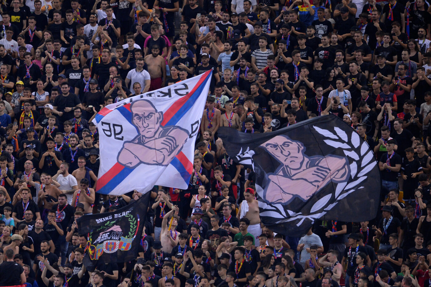 Ultrașii lui FCSB vor să se răzbune după umilința istorică suferită cu Silkeborg. „E posibil să nu fim la meci!” Fanii merg peste jucători la baza din Berceni