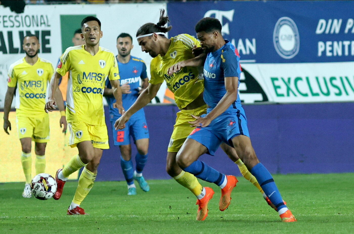 FCSB – Petrolul Ploiești, ora 20:00, Live Video Online în etapa cu numărul 28 din Superliga. Vicecampioana are nevoie de victorie pentru a reveni pe podium! Echipele probabile