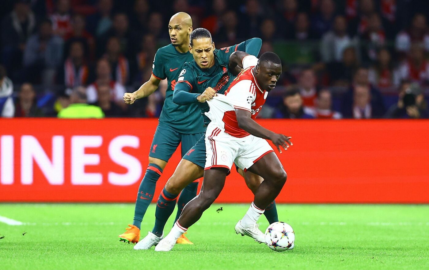 Meciurile de miercuri din Liga Campionilor, Live Video Online. Scorul începe să ia proporții la Liverpool – Ajax Amsterdam!