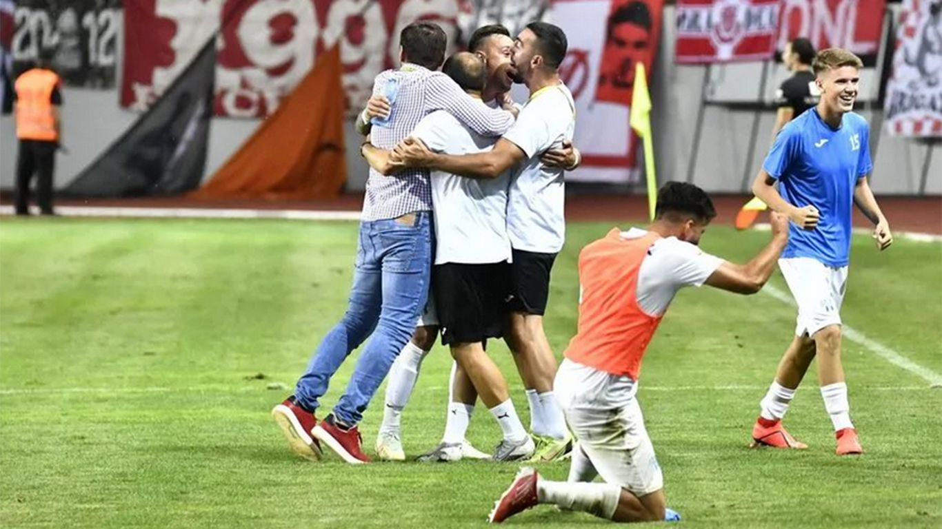 La loc comanda! Viitorul Pandurii și-a reinstalat antrenorul demis în urmă cu o săptămână și l-a prezentat sub formă ghicitoare