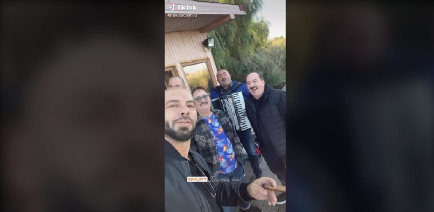 Giani Kiriță, show de zile mari cu Romică Țociu și Cornel Palade! Dedicații pentru Dinamo: „Am o vorbă, spun jupânii: «Niciodată nu mor câinii!»” | VIDEO