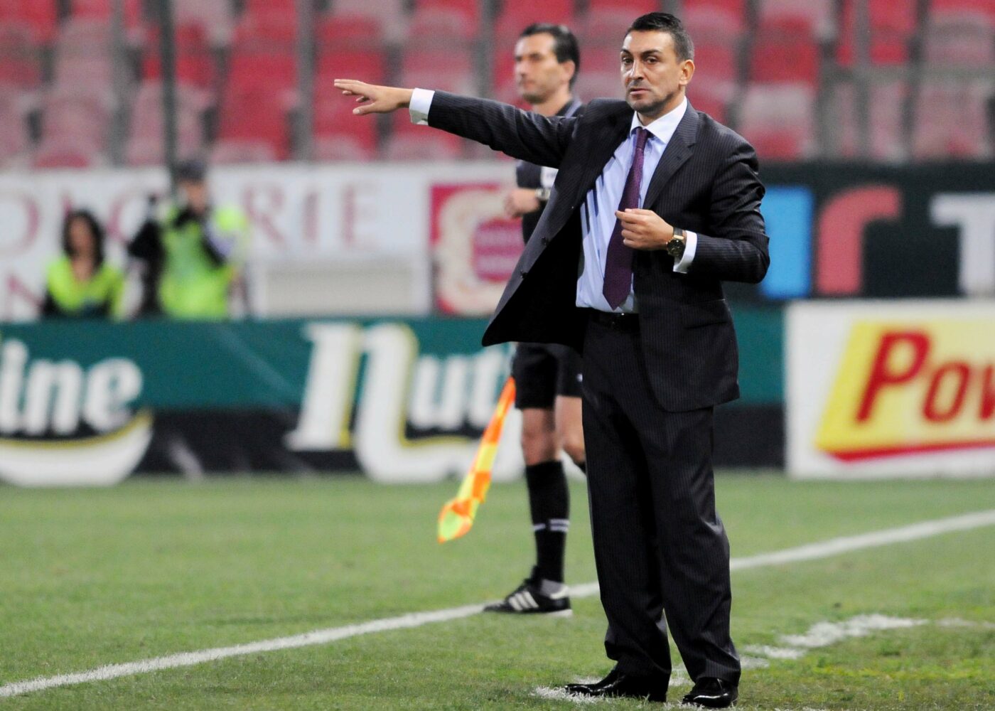 Ilie Dumitrescu, gata să revină în antrenorat. Prima sa opțiune, o echipă din Superliga: „Mi-am actualizat licența. Mi-am dat acordul celui mai bun prieten” | VIDEO EXCLUSIV