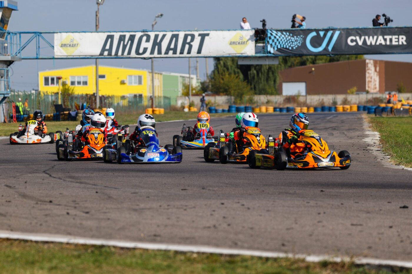 170 de piloți din 4 țări la ultima etapă a Campionatului Național de karting | GALERIE FOTO