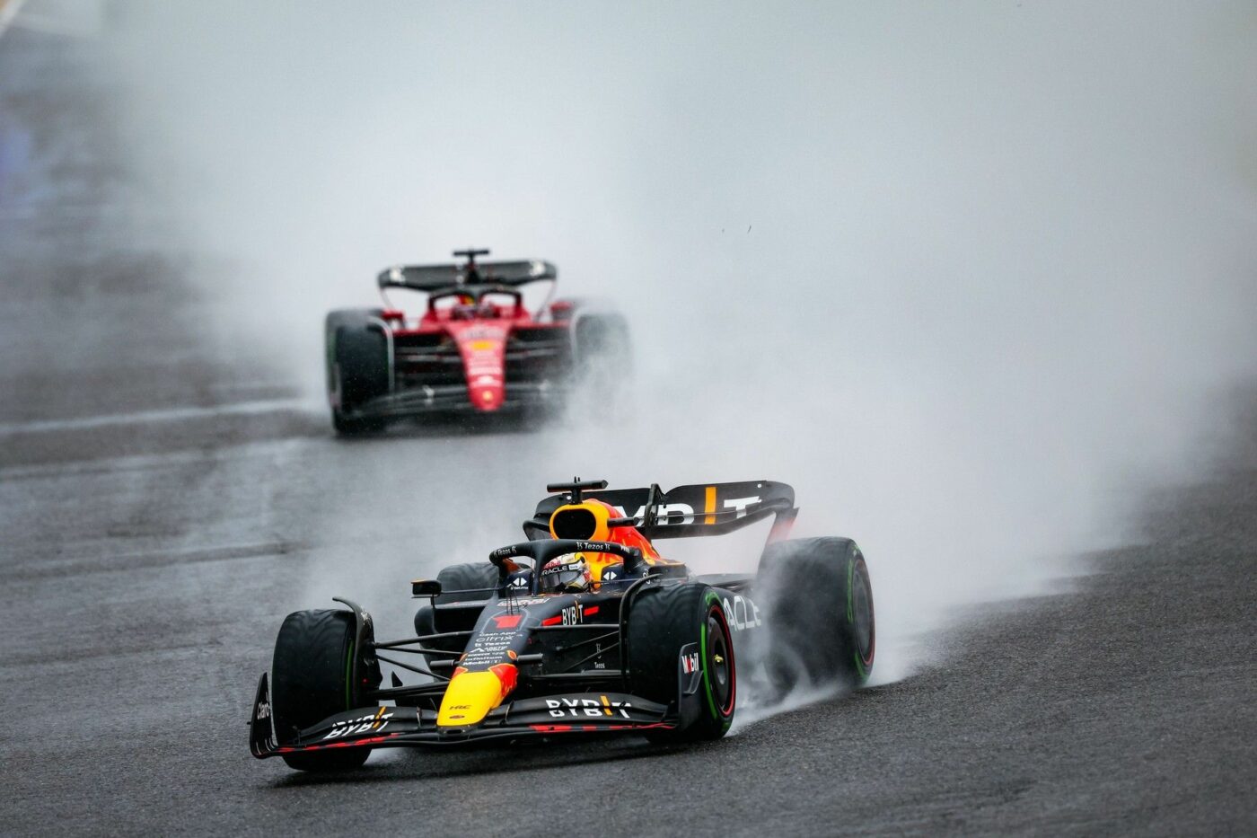 Olandezul Max Verstappen este din nou campion mondial în Formula 1! Cursă cu peripeții în Japonia