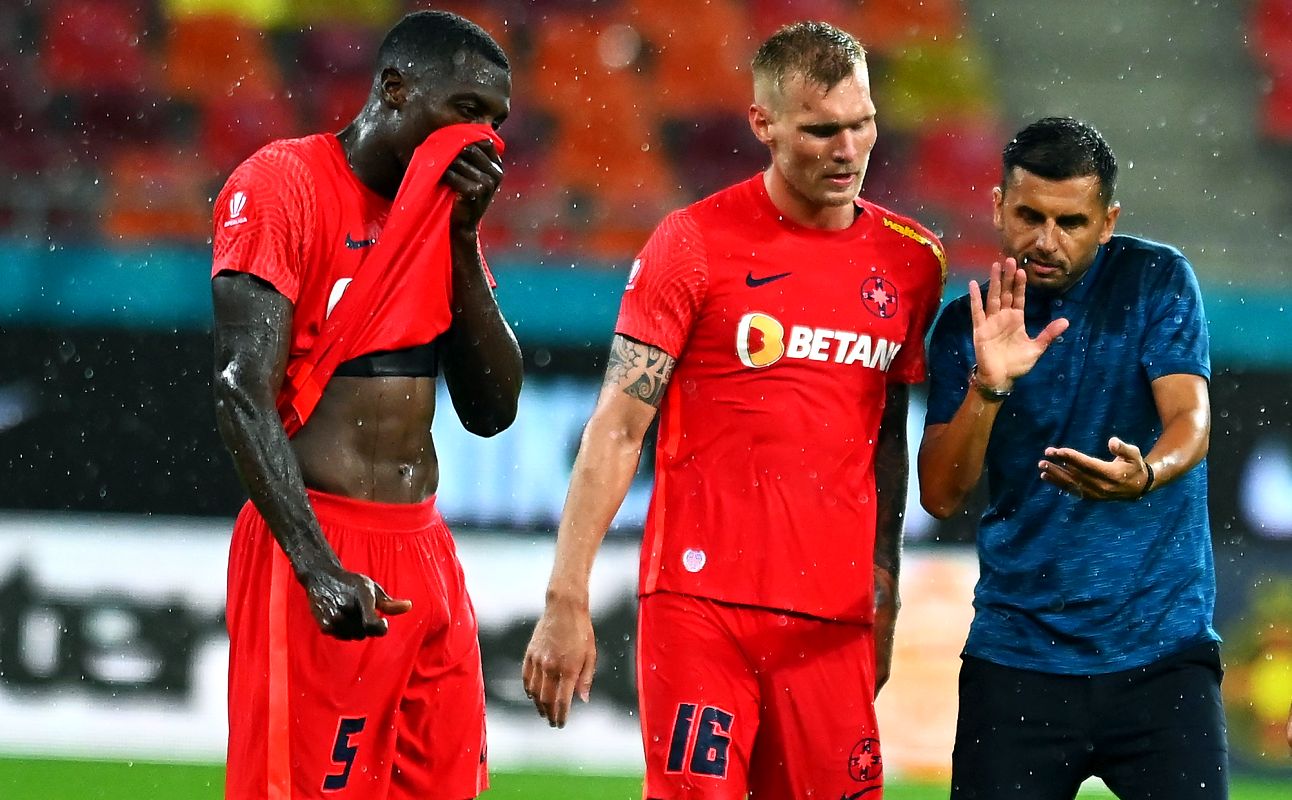 Scandal în vestiarul lui FCSB! Nicolae Dică și Dawa s-au certat în văzul tuturor: Gigi Becali a dezvăluit circul de la cabine