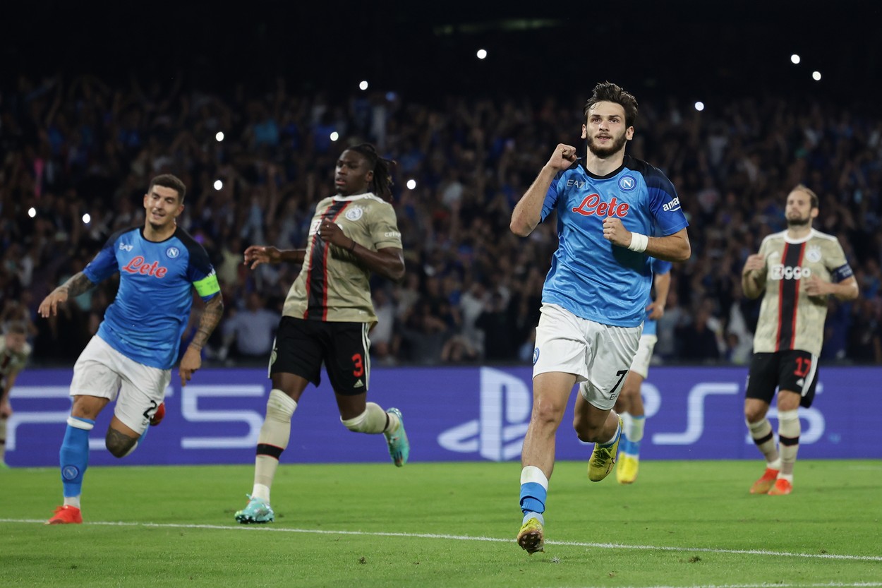 Etapa a 4-a din grupele Ligii Campionilor, Live Video Online. Napoli o învinge pe Ajax și se califică mai departe