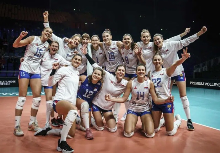 S-a stabilit finala Campionatului Mondial de volei feminin: Brazilia-Serbia! O jucătoare din campionatul nostru, de la Rapid, va fi pe „parchet” în acest meci