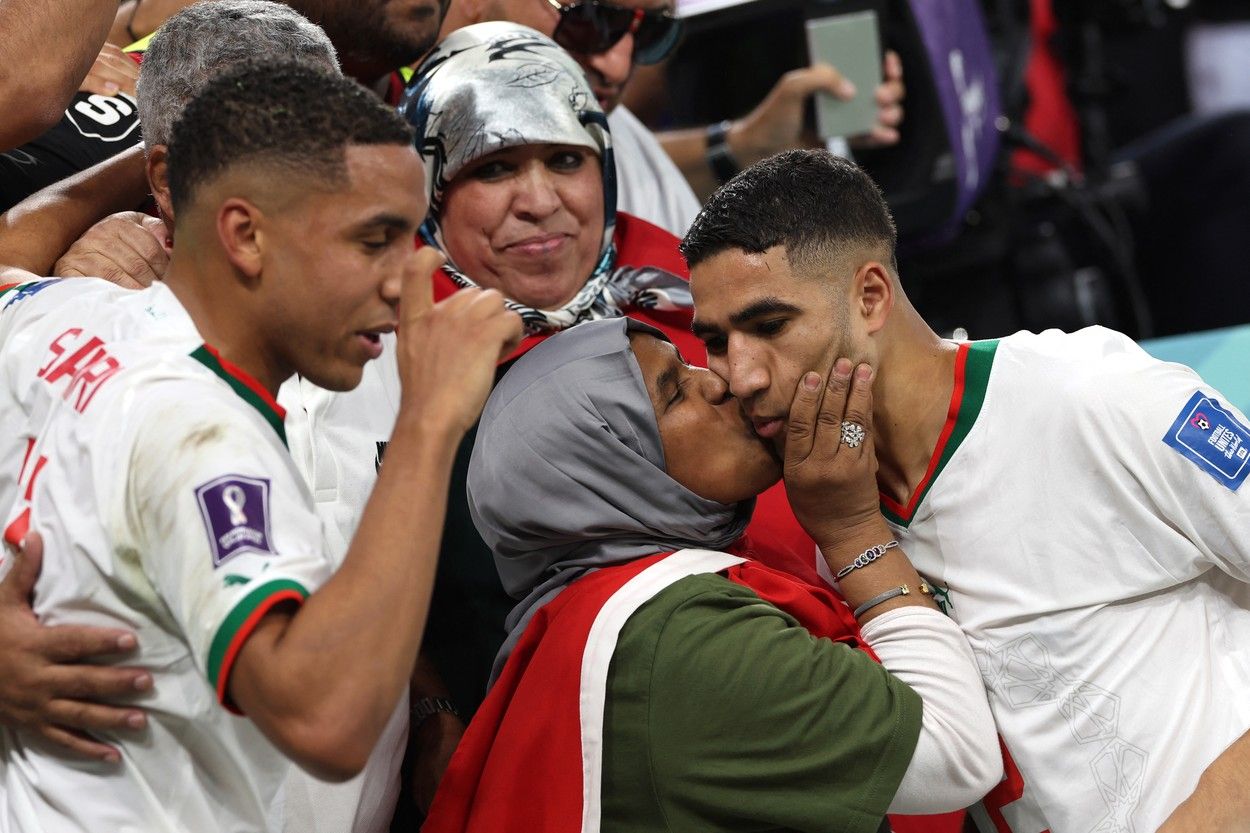 „Mamă, mamă, vino să te pup!”. Cel mai emoționant moment de la Campionatul Mondial: starul care câștigă milioane de euro la PSG, copleșit de afecțiune după victoria surpriză!