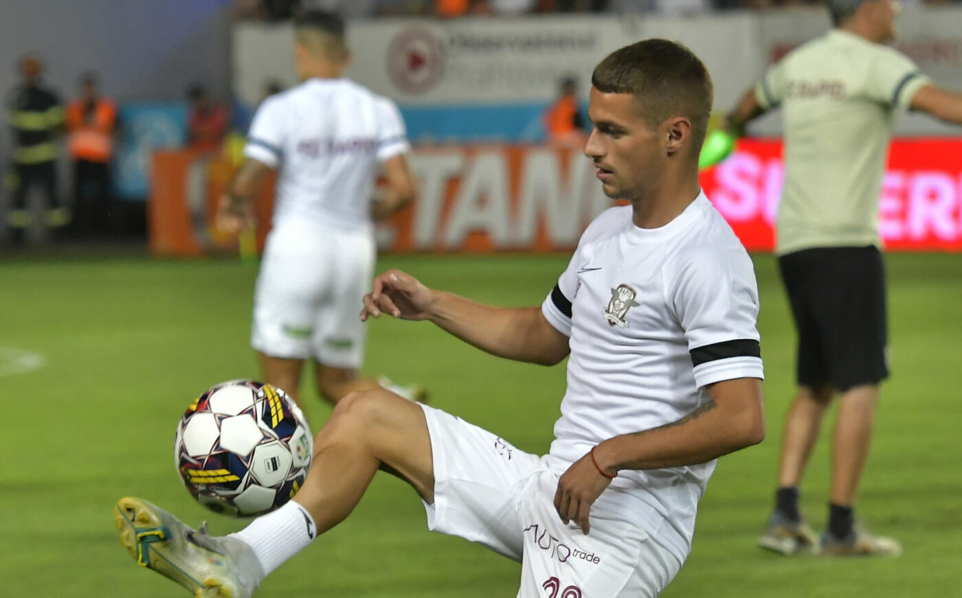 Alex Mățan pleacă de la Rapid! Ce se întâmplă cu mijlocașul pentru care Adi Mutu a insistat ca să ajungă în Giulești