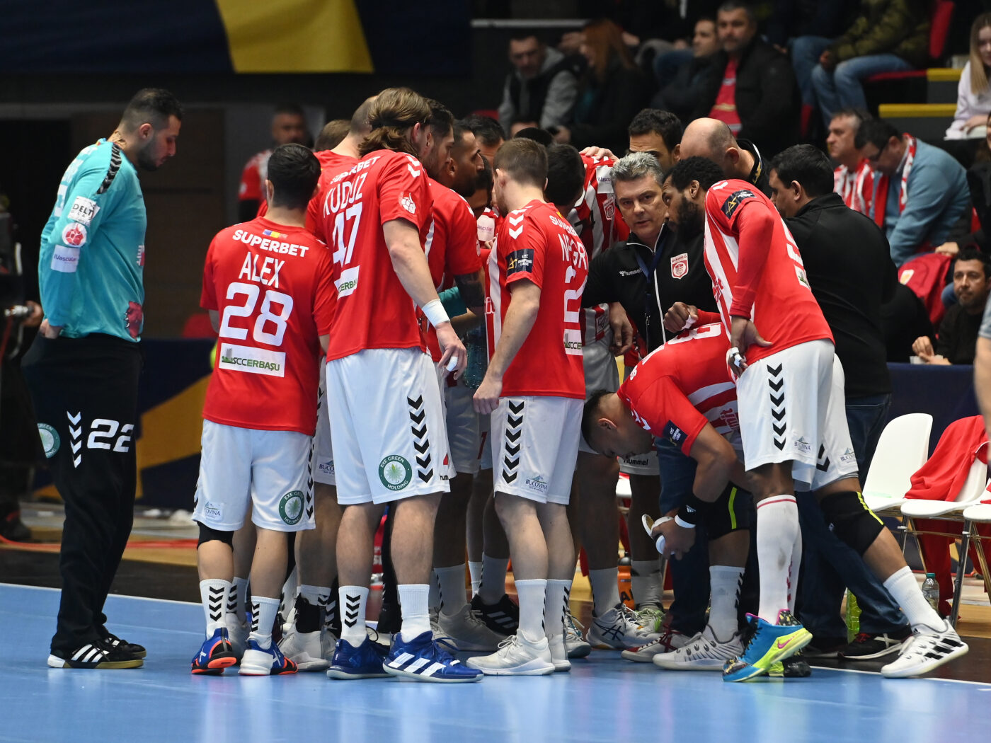 BREAKING NEWS | Decizie șocantă luată de EHF! Dinamo nu va participa în Liga Campionilor: „O mare nedreptate!” Ce se întâmplă cu Xavi Pascual și echipa lui