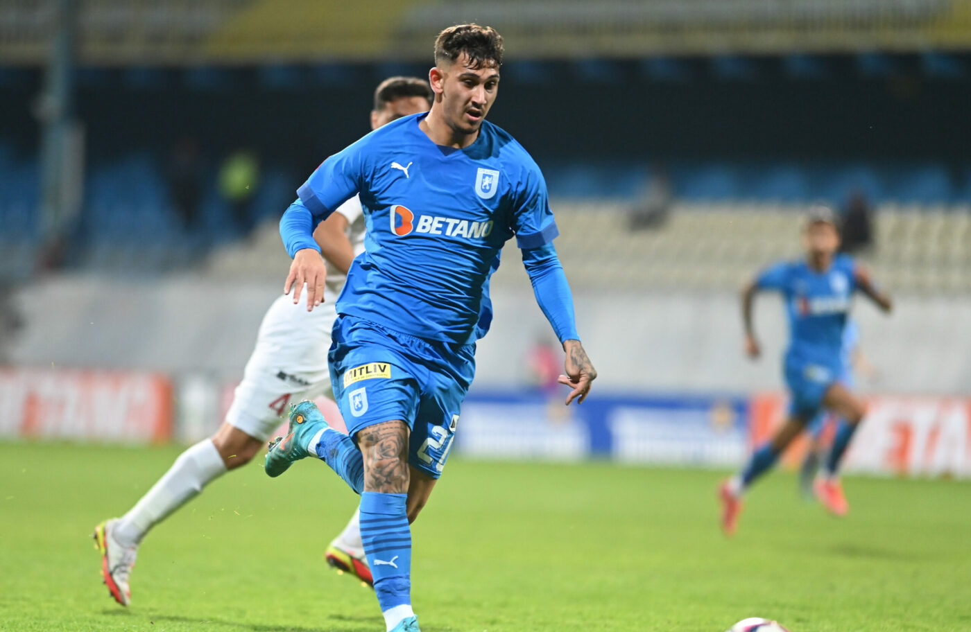 Mirel Rădoi confirmă ProSport: l-a reprimit în lot pe Jovan Markovic, nu şi pe Sergiu Hanca şi Ionuț Vînă. Despre derby-ul cu FCU: „E mai important decât cel cu FCSB”