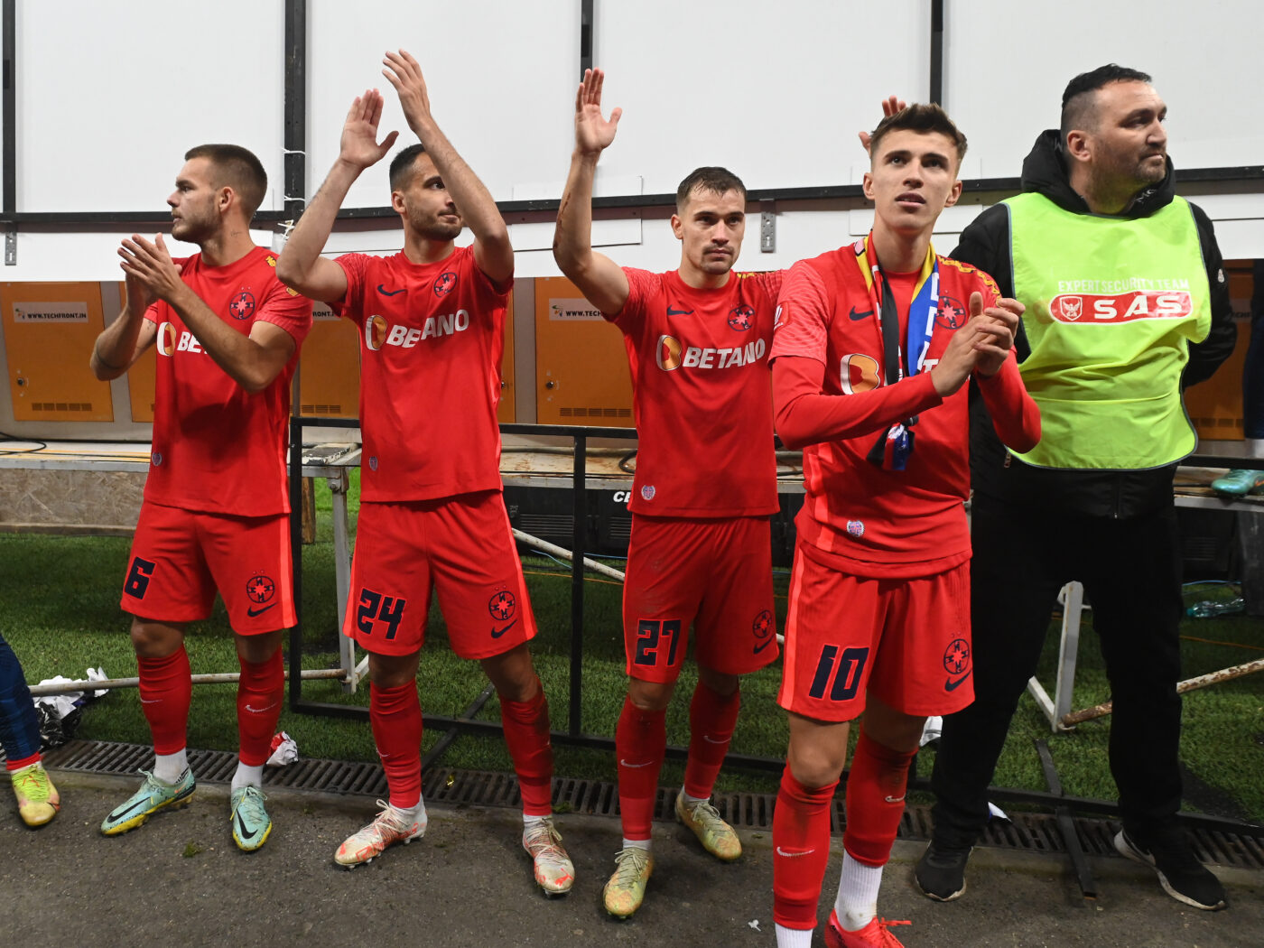 Cine este următorul jucător care va pleca de la FCSB: „Trebuie să facă pasul!” | VIDEO EXCLUSIV ProSport Live