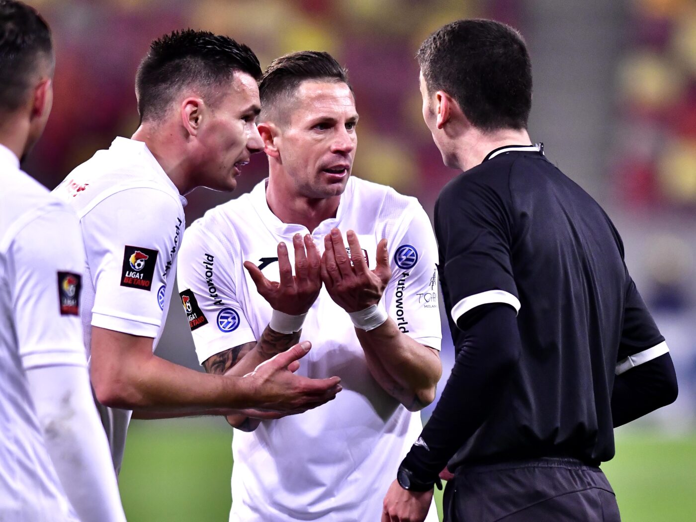 Favoritul lui Dan Petrescu de la CFR Cluj și-a anunțat retragerea. „Nu e vorba că nu mai pot, ci nu mai vreau!” „Bursucul” i-a propus să rămână în staff-ul său