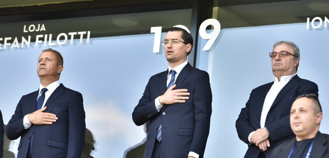 Florin Prunea, dezvăluirea care distruge FRF: „E un impresar în Federație care sună președinții de club și le spune ce antrenor să pună! Nu-l pot da afară, că dacă fac asta, sare totul în aer! Boom!” | VIDEO EXCLUSIV ProSport Live