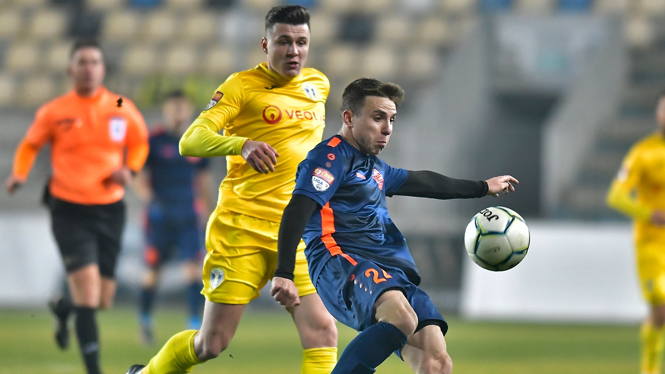 Decizie radicală luată de un fost jucător din Liga 2. La doar 22 de ani a renunțat la fotbal și a devenit pompier la ISU. ”Am fost corect cu fotbalul, nu mi s-a oferit ceea ce meritam și am zis că mai bine mă opresc acum”