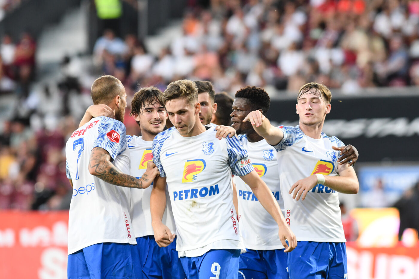 Fotbalul românesc, interzis la performanță! Farul nu poate juca în Europa, Steaua nu poate promova în Superliga