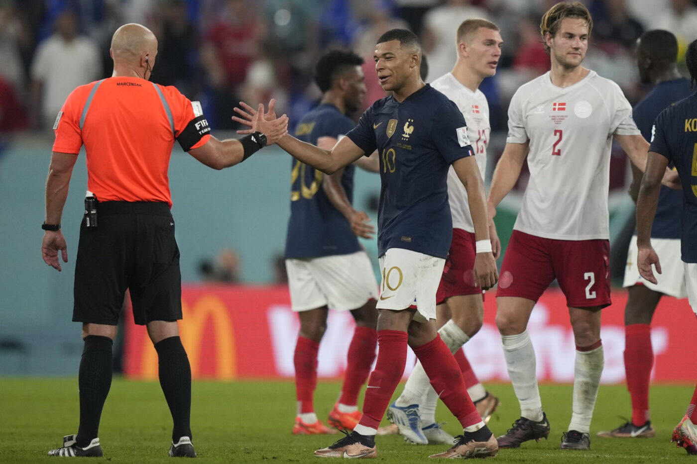Selecționata Franței, amendată de FIFA după gestul lui Kylian Mbappe de la meciul cu Danemarca! Ce greșeală a făcut starul lui PSG