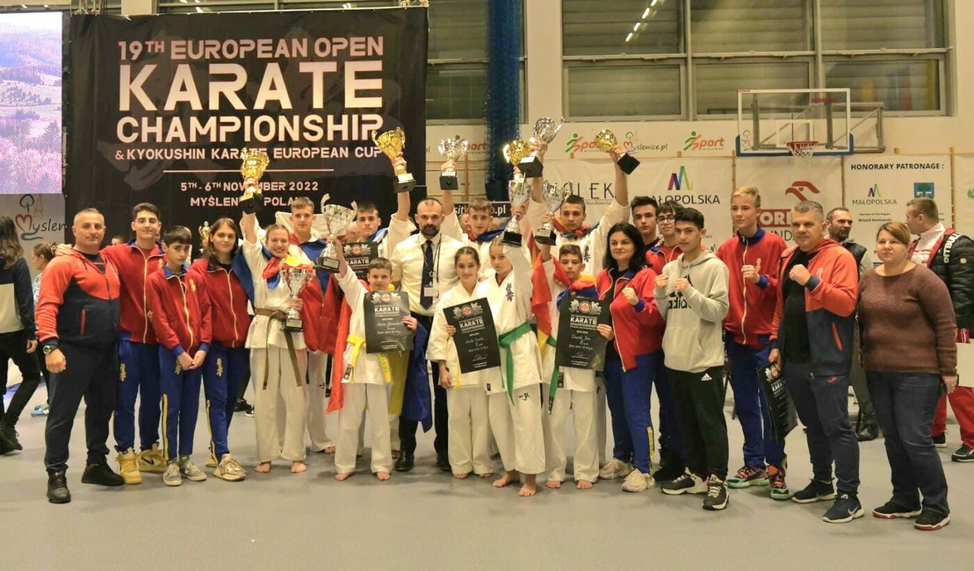 Reușită fenomenală pentru România la Campionatului European de Juniori la Karate din Polonia! Ploaie de medalii pentru sportivii noștri