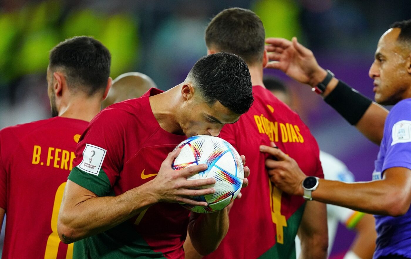 Cristiano Ronaldo, la un pas să semneze pentru cel mai mare salariu din istoria fotbalului: 200 de milioane de euro pe sezon!
