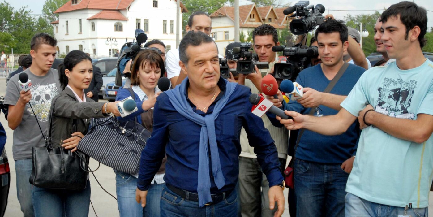 Antrenorul dorit de către Gigi Becali la FCSB a vorbit despre implicarea patronului la echipă: „Nu s-au schimbat lucrurile în ultimii zece ani!”