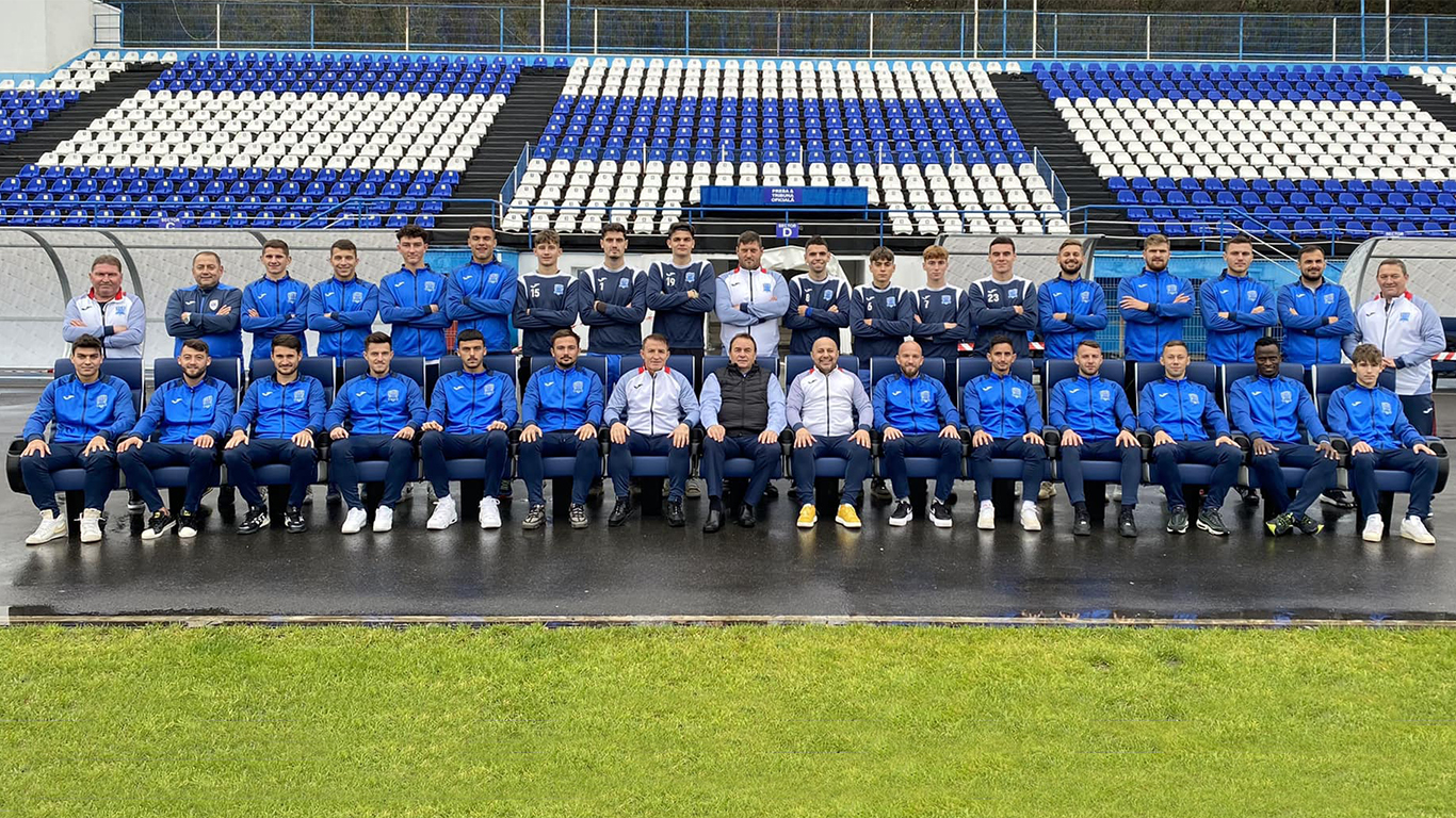 După Sibiu, așteptarea ia sfârșit și la Deva! Modernizarea stadionului s-a încheiat, iar echipa, lider în Liga 3, revine din exil după aproape 3 ani