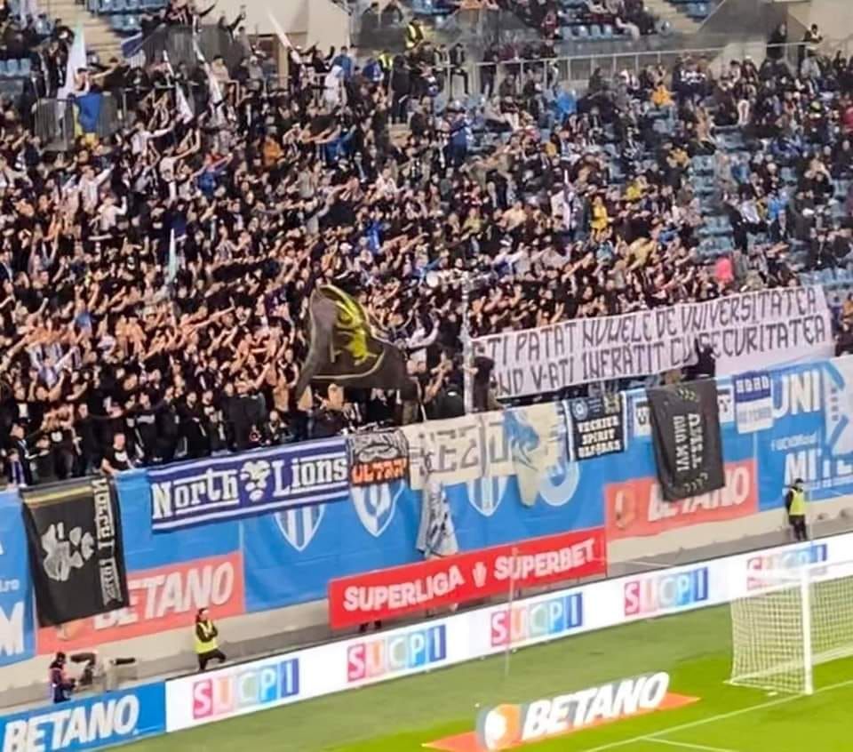 Oltenii i-au ironizat pe fanii U Cluj! „Slavă ţie…miliţie!”