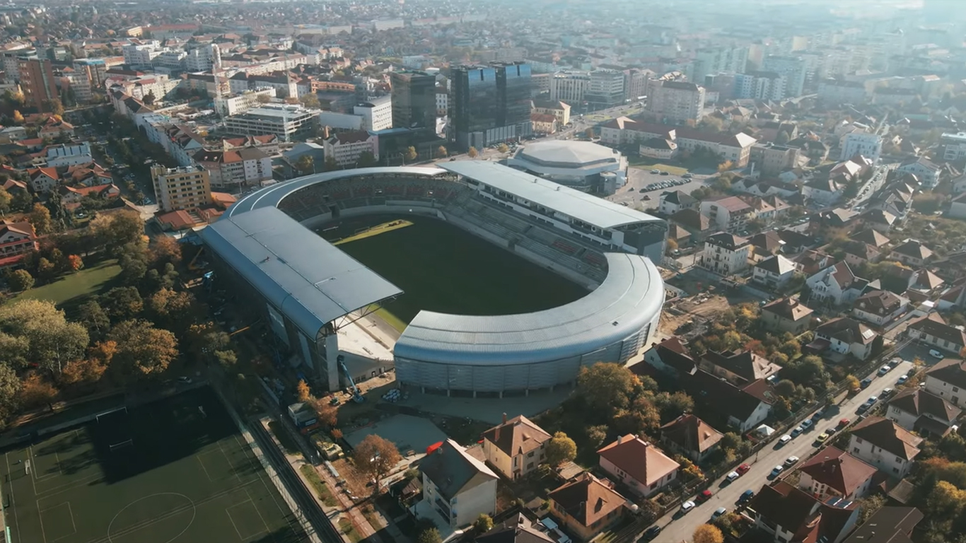 A venit Moș Nicolae! „Bijuteria” de peste 200 de milioane de lei a Sibiului a fost inaugurată. „Municipalul”, gazda meciului România – Germania la nivel de tineret, în martie 2023