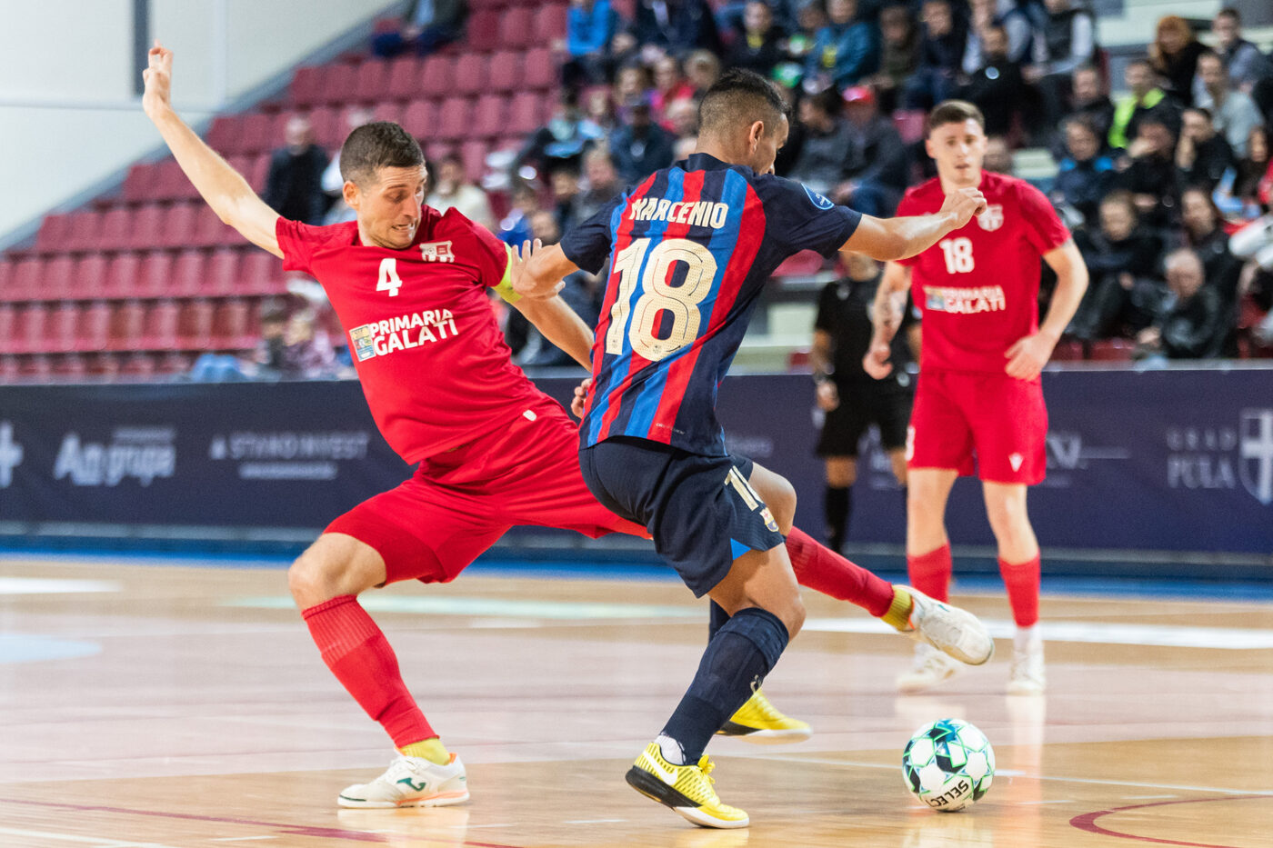 Campioana României a marcat două goluri titratei FC Barcelona! Burdujel și Crișan au înscris pentru United Galați