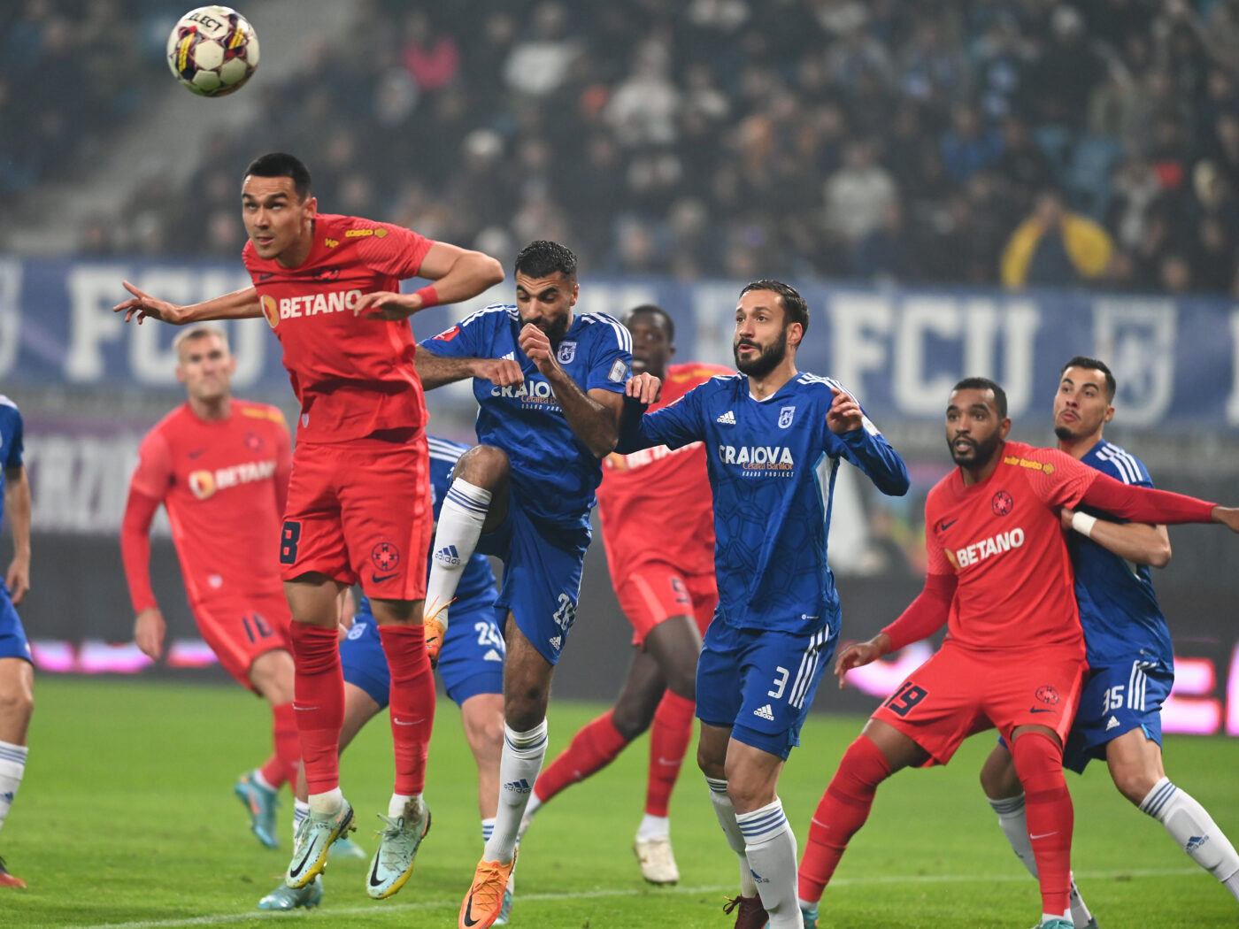 Cum a fost adus în România jucătorul momentului în Superliga! FCSB, ironizată după ce fotbalistul dorit de Gigi Becali a ajuns să facă senzație: „N-a venit ca Edjouma, din liga a patra!” | EXCLUSIV