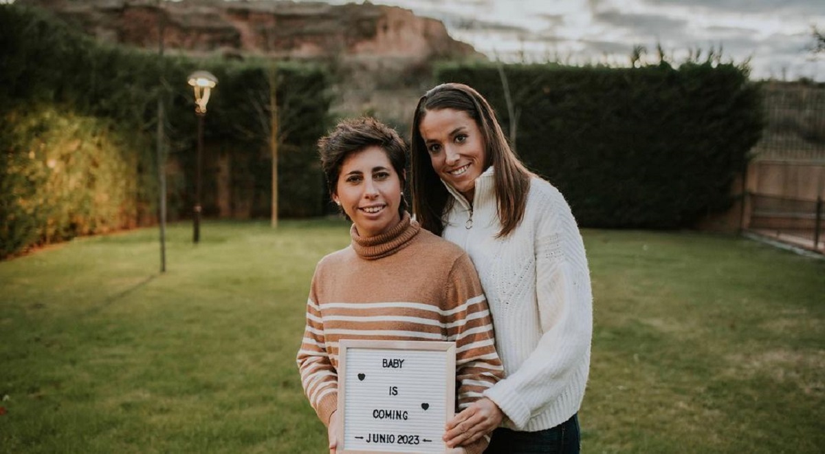 Povestea Carlei Suarez Navarro bate filmul! După ce a învins cancerul, prietena Simonei Halep așteaptă un copil cu iubita ei: „Suntem mândre că am făcut acest pas!”
