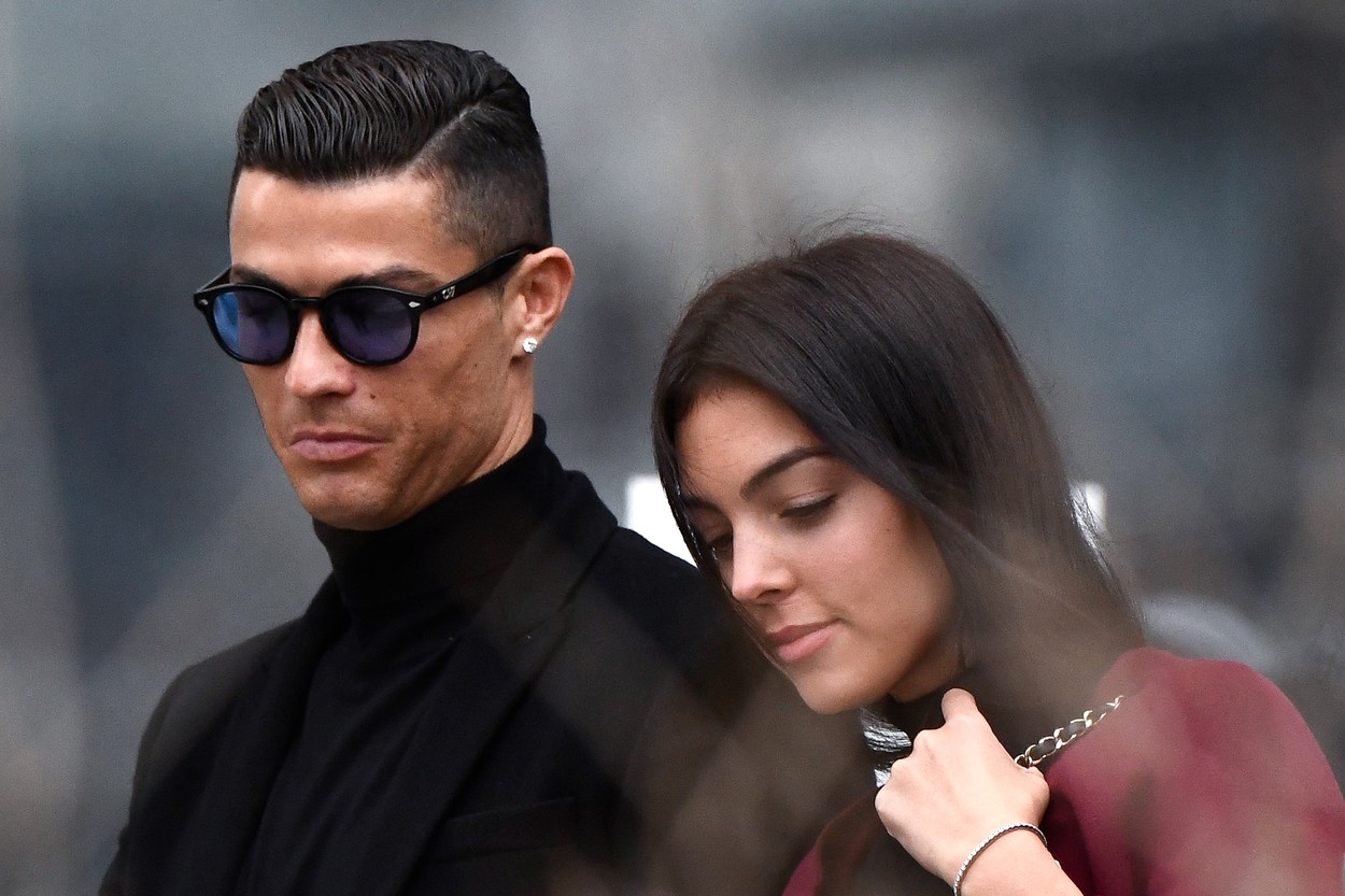 Din ce produce Cristiano Ronaldo 200 de milioane de euro pe an! Nici măcar rivalul Leo Messi nu se poate apropia de această sumă incredibilă