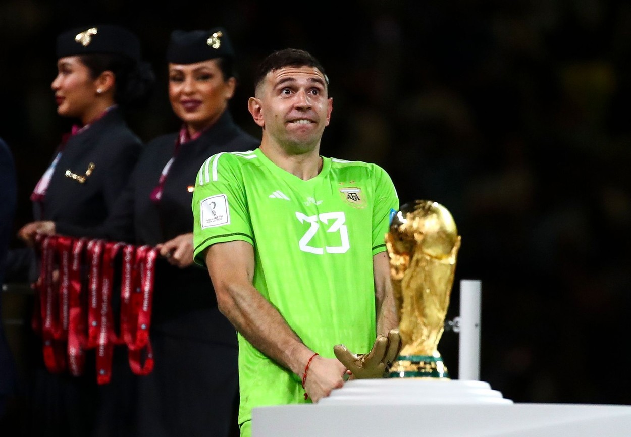 Emiliano Martinez, explicații după gestul obscen de la finala Campionatului Mondial. „Aroganțele astea nu merg cu mine!”