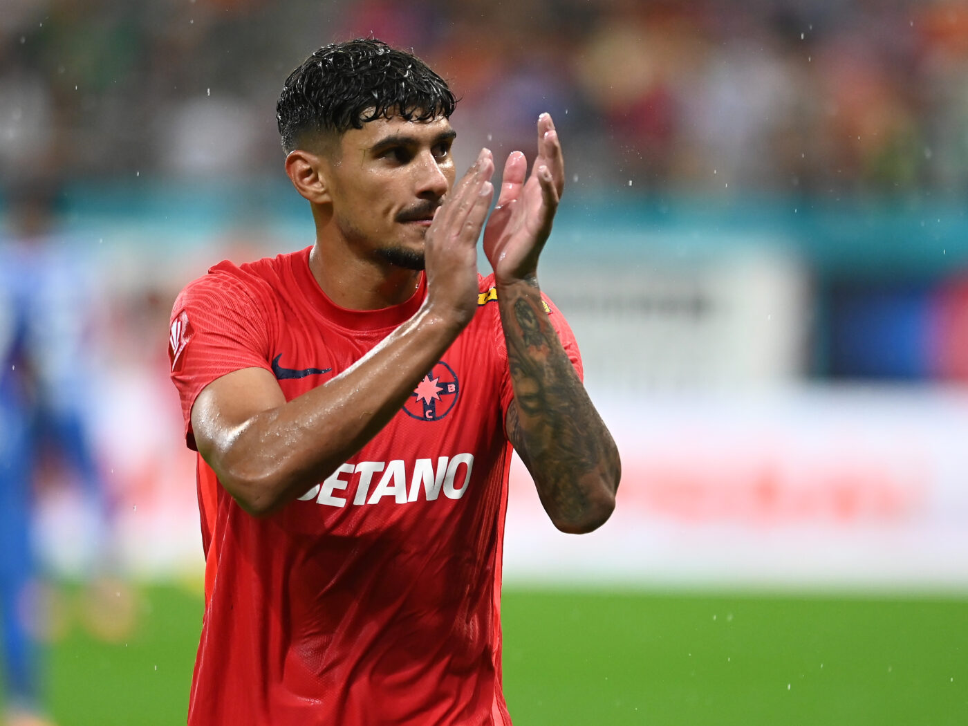 Florinel Coman, făcut praf de Gigi Becali, după ratarea monumentală din derby-ul cu CFR Cluj! L-a distrus în câteva zeci de secunde: „Dormea pe teren! M-am sătura! Am dat 3 milioane de euro și nu dă gol din 5 metri”