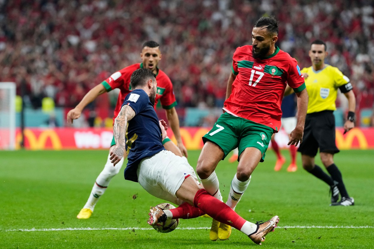 Fază controversată în Franța – Maroc! Eroarea uriașă a arbitrului delegat la semifinala Campionatului Mondial din Qatar. „Bizar! E penalty clar!”