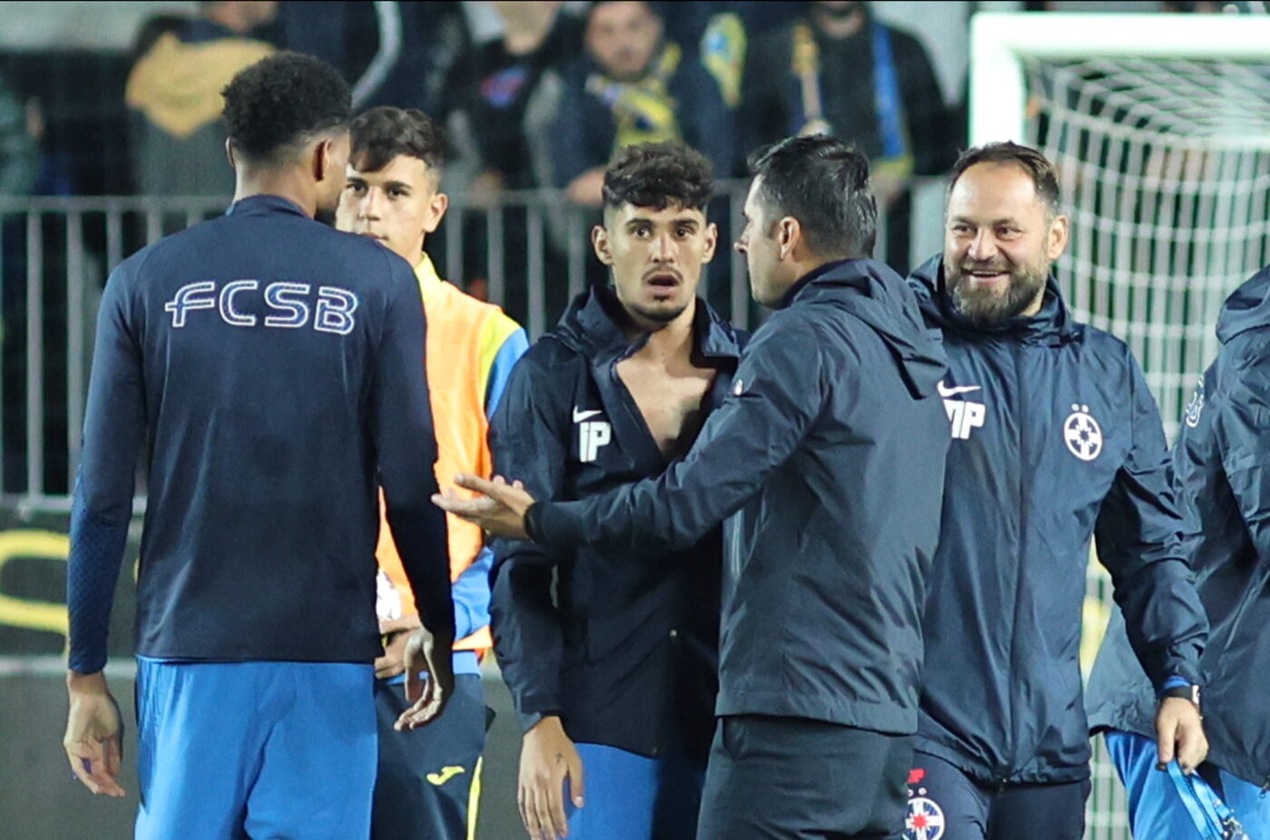Florinel Coman îi răspunde lui Gigi Becali, după ce patronul FCSB l-a criticat dur. „Îmi voi intra în formă!” Ce promisiune le face suporterilor | VIDEO
