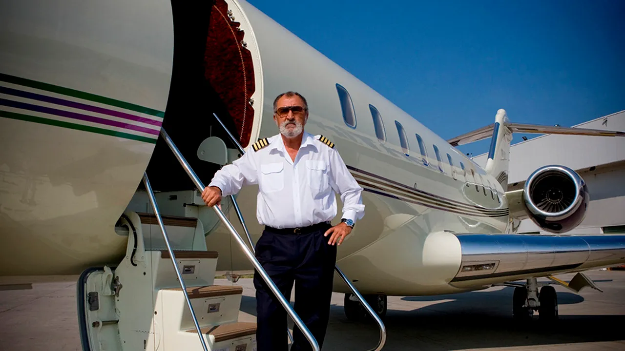 Reacția fabuloasă a reprezentanților unui aeroport internațional când Ion Țiriac a anunțat că aterizează cu avionul său privat: „O veche cunoștință!”