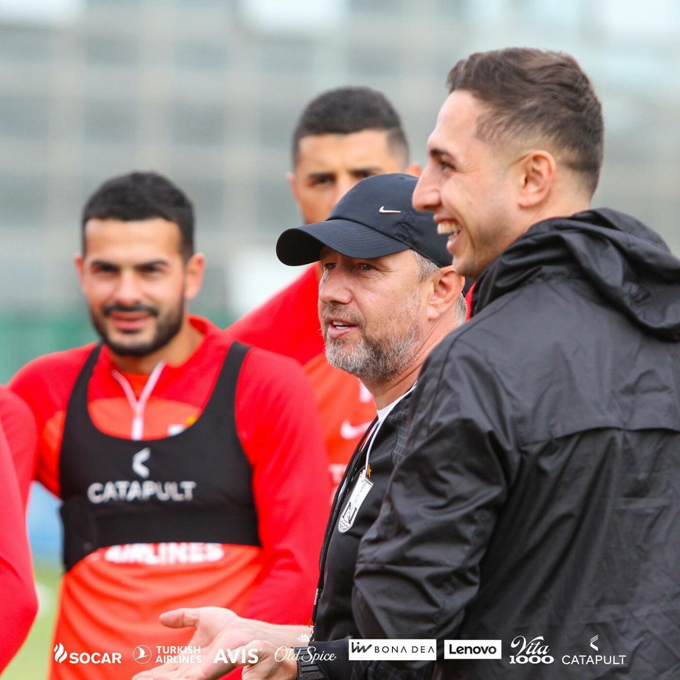 Laurențiu Reghecampf, criticat în Azerbaidjan după ultimele meciuri ale lui Neftchi Baku: „Cea mai neinspirată alegere!”