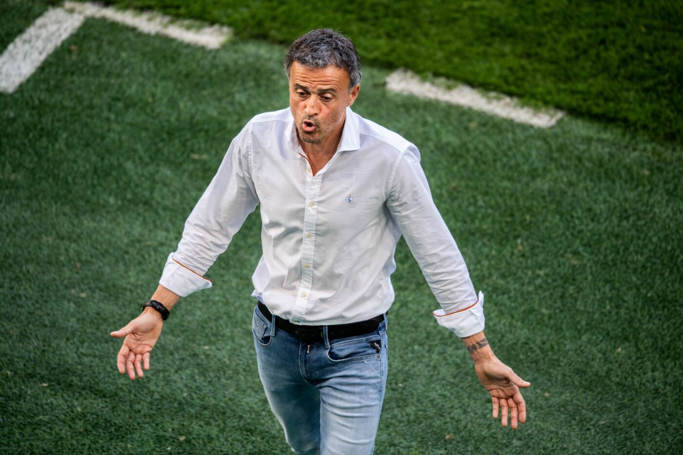 Luis Enrique a devenit viral după înfrângerea cu Japonia! Cum a reacționat în momentul în care a aflat că Spania a fost eliminată 3 minute de Campionatul Mondial. „Probabil făceam infarct!”