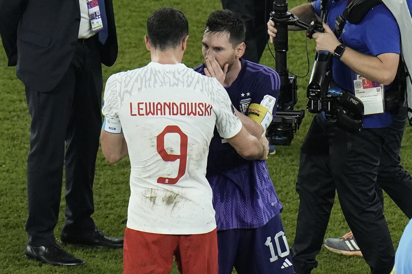 Robert Lewandowski a dezvăluit cum a decurs conversația cu Leo Messi, după meciul direct de la Campionatul Mondial