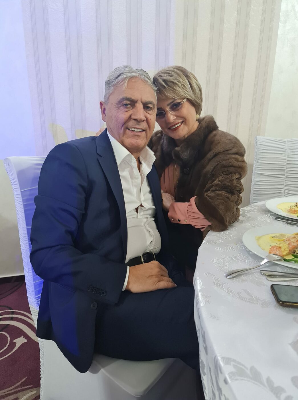 Silvia, soția lui Sorin Cârțu, săgeți către Mirel Rădoi. „Motivația mai depinde și de competențele profesionale ale antrenorului!” Soția președintelui Universității Craiova vrea ca oficialii să ia măsuri în iarnă