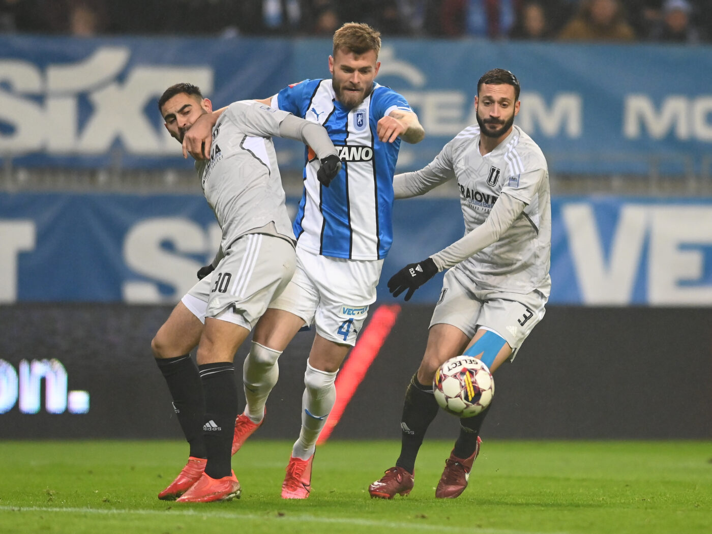 Universitatea Craiova – FC U Craiova 0-2, în etapa a 19-a din Superliga. Victorie uriașă pentru elevii lui Nicolo Napoli!