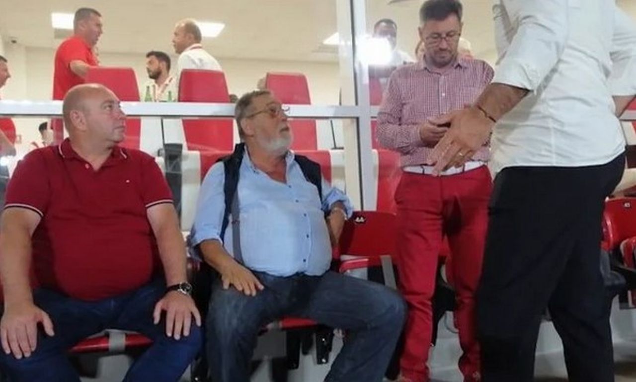 Bombă în Liga 1! A băgat 8 milioane de euro în fotbalul românesc și acum vrea să preia un club din Superliga: „Am trimis o scrisoare de intenție, vom purta discuții în ianuarie”