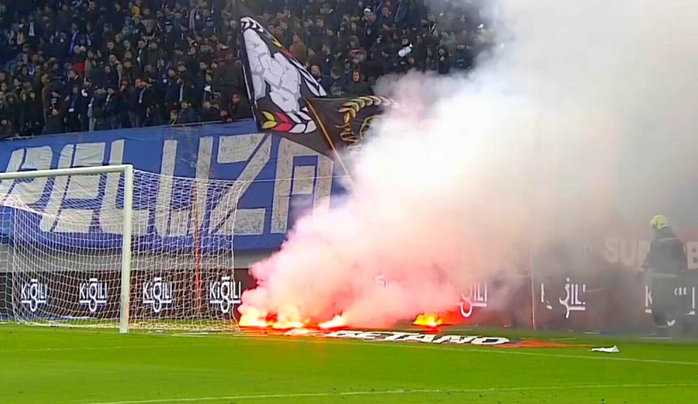 Universitatea Craiova – FC U Craiova 0-0, Live Video Online, în etapa a 19-a din Superliga. Meciul a fost întrerupt și echipele trimise la cabine!