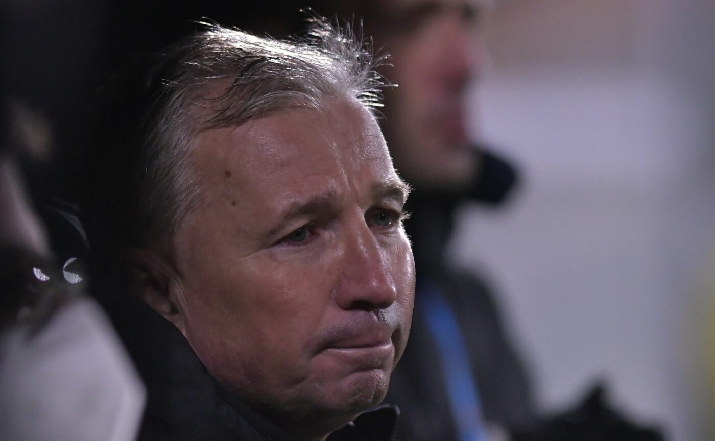 Dan Petrescu a împlinit 55 de ani! Azi, 33 de ani de la Revoluția din 1989. Cum a trăit antrenorul celor de la CFR Cluj căderea comunismului în România: „Ne-au chemat înapoi la București și ne-au zis să stăm în casă”