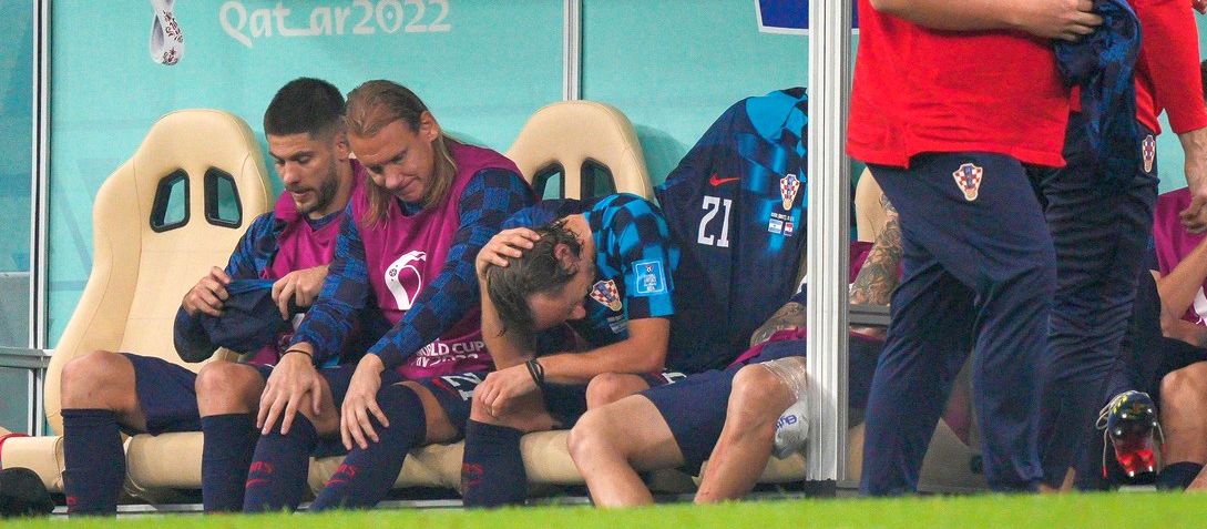 Luka Modric, dărâmat după ce Argentina a eliminat Croația în semifinalele Cupei Mondiale din Qatar! Căpitanul nu s-a mai putut opri din plâns | FOTO