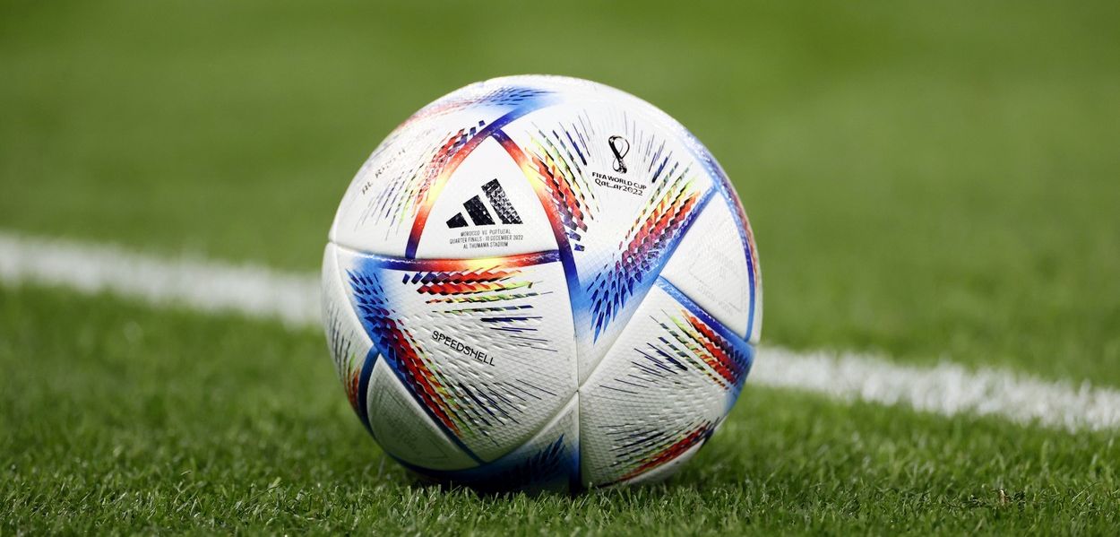 FIFA Schimb Mingea La Campionatul Mondial Din Qatar